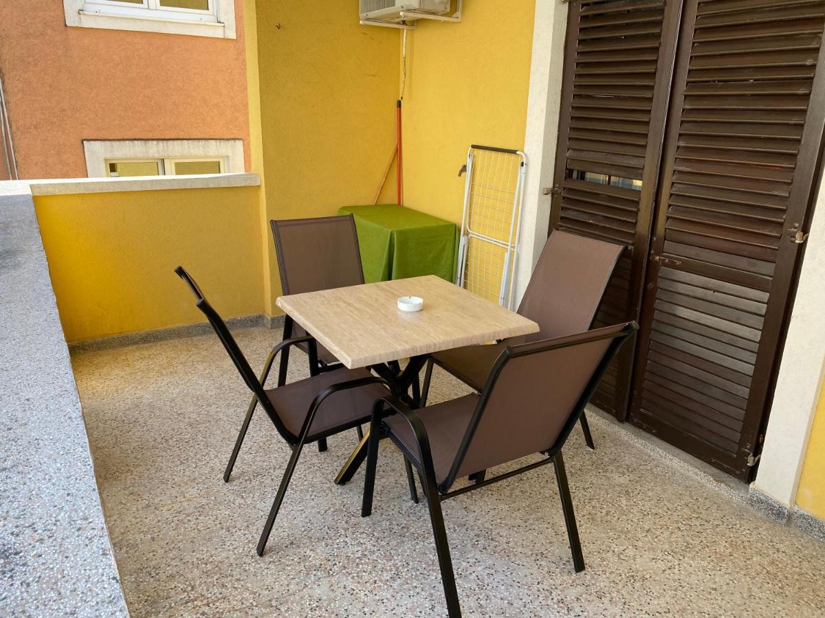 בודווה Sega Adzic Apartments מראה חיצוני תמונה